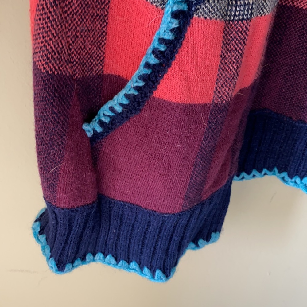 Sweater - Picture 3 of 5